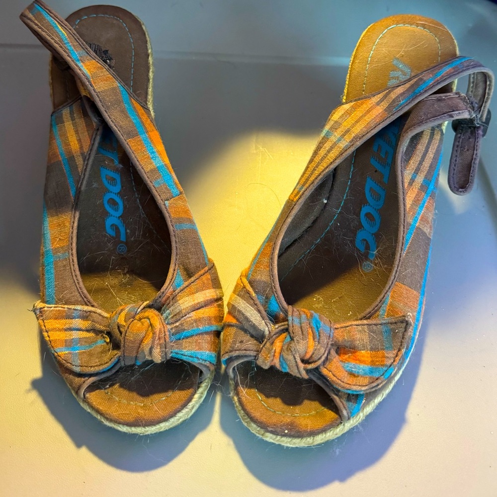 Rocket dog wedge sandals - size 8!